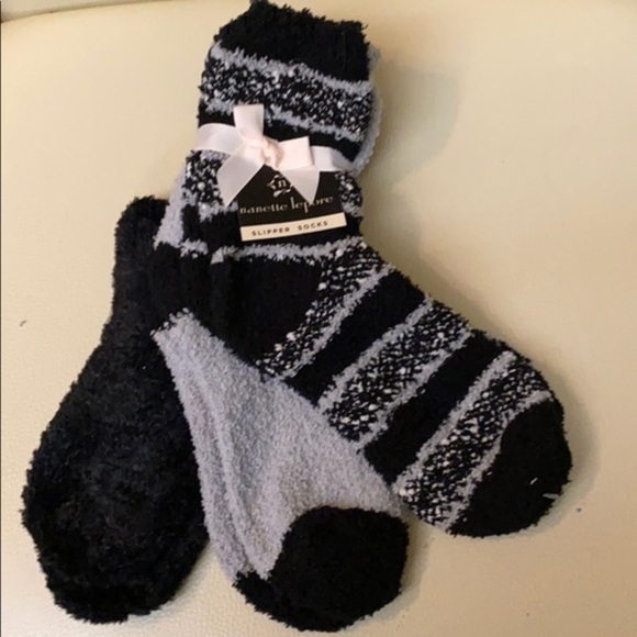 Nanette Lepore Accessories - Nanette Lepore 3 pk slipper socks